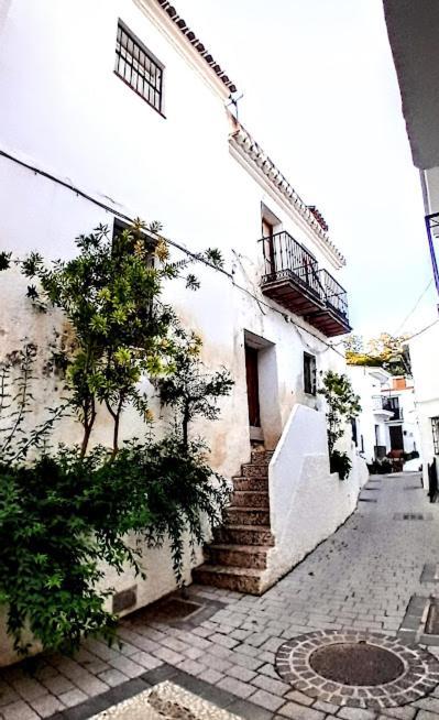 Posada Puente Romano Sedella Exterior foto